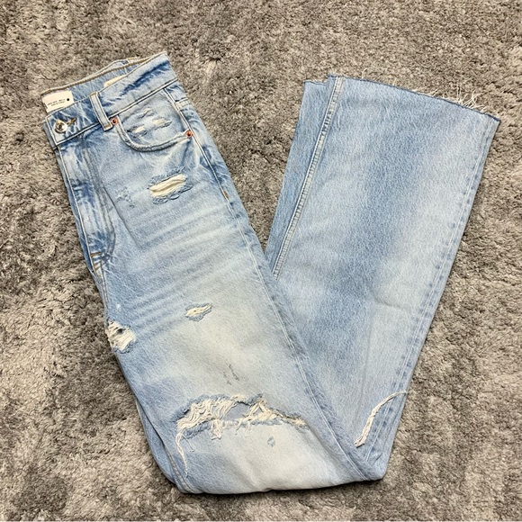 NWOT Zara The 90s Full Length Wide Leg Distressed Jeans - Picture 8 of 8